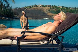 Dalton Briggs put his bareback dick deep inside blond Max Carter's twink ass photo 0
