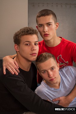 Young twinks Corbin Colby, Noah White and Sean Ford get fucked hard photo 4