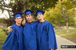 Graduates photo 0