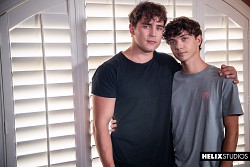 Gay muscle twinks Josh Brady & Sam Ledger having sex on their arcade date photo 5