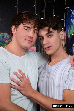 Tan twink Sebastian Cruz gets split open by hung hunk Josh Brady's thick cock after public makeout in the park photo 7